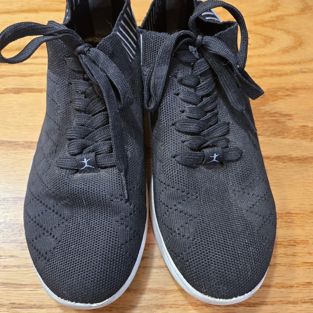 Danskin Black Knit Women's Athletic Shoes